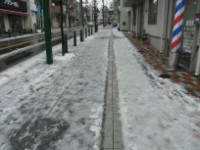 髪